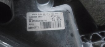 Predam original svetla na Peugeot 207 cena za obe 100€ - 2