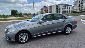 Mercedes E 350 CGI V6 7G-Tronic BlueEfficiency Elegance - 2