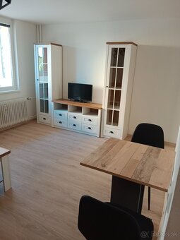 🏠 Prenajmem 2-izbový byt – Trenčín Sihoť, - 2