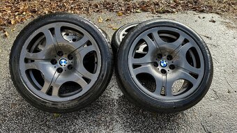 73. BMW 245/45/ r19 | 275/40/ r19 - 2