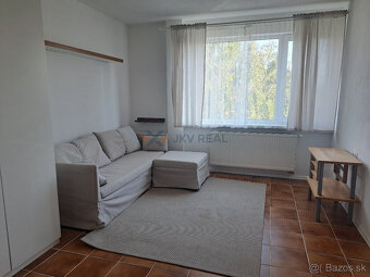 2 a pol izbový byt so záhradkou - 2