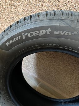 Hankook Winter icept evo 3, 215/65 R17 - 2