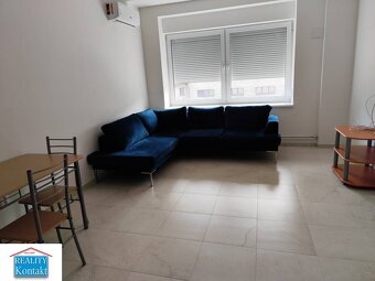 Na prenájom  2-izbový byt - Nové Zámky - 2