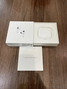 AirPods 3 - 2