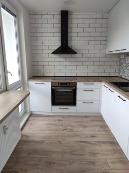 Nová rekonštrukcia,zariadený,3i Ždiarska,2x loggia - 2