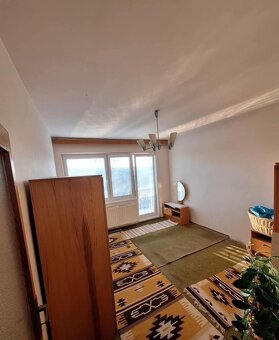 Na predaj rodinný dom so záhradou 1400 m2, obec Dvorníky. - 2