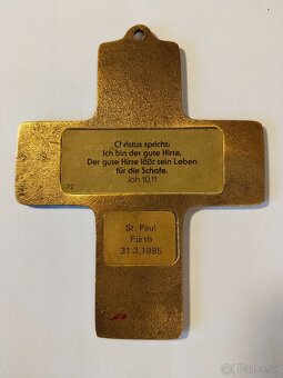 Bronzový amulet - křížek - 2