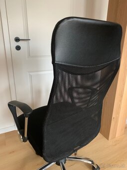 Predám kancelársku stoličku - 2