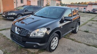 Nissan Qashqai 1.6i - 2