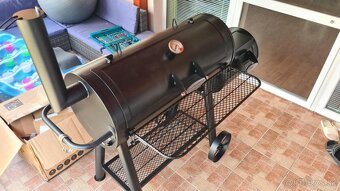 Predám gril Weber Q2100N - 2