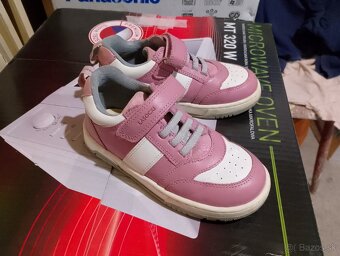 Predám dievčenské tenisky - 2