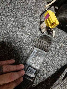 Bezpečnostne pasy Volkswagen - 2