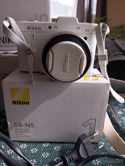 Nikon - 2