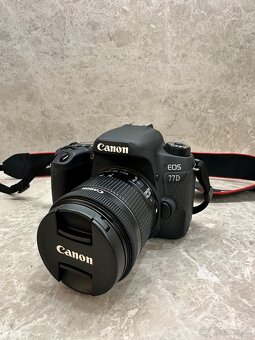 Canon EOS 77D + objektív 18-55mm + Godox blesk + príslušenst - 2
