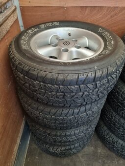 SUZUKI VITARA 235/60 R15 - 2