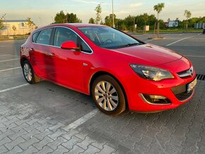 Opel Astra 1.4 Turbo 140k - 2