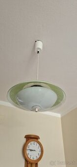 "Retro je in" lustre - 2