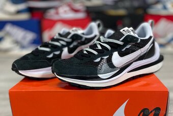 Nike Sacai 43 velkost - 2