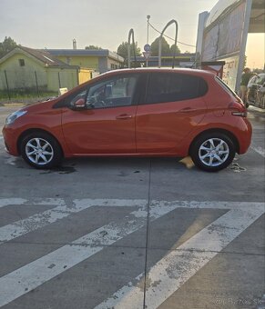 Predám Peugeot 208 1.2l 44.000km - 2