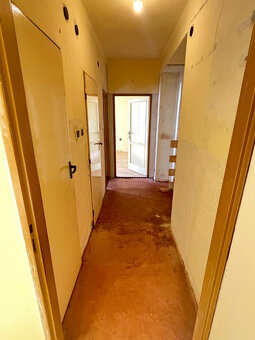 Tehlový 2 izbový byt s balkónom v Tr. Tepliciach - 2