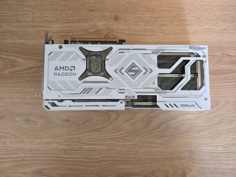 ASROCK Radeon RX 9070 XT Steel Legend 16G - 2