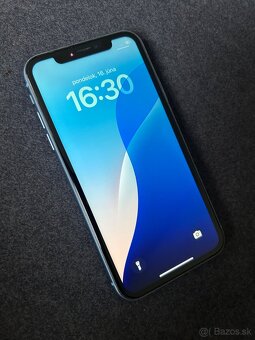 iPhone XR 64GB blue - 2