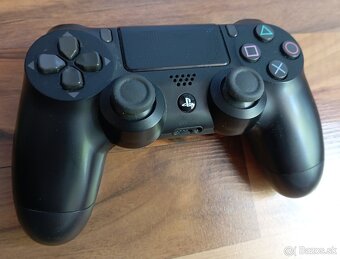 SONY originálny bezdrôtový ovládač na PS4 - 2