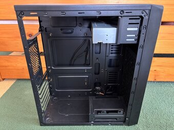 Predám PC skrinku s DVD-RW mechanikou - 2