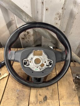 Volant škoda Octavia 3 RS F1 - 2