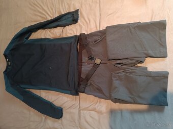 detské tričko + detske kratay + detske noha velkost  130-134 - 2