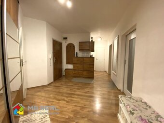 Na predaj štvorizbový byt, Žiar nad Hronom, Pod Vŕšky,107 m2 - 2