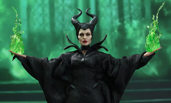 Maleficent (Angelina Jolie) , Hot Toys 1/6 - 2