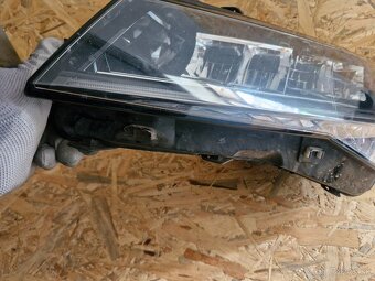 Svetlomet Superb 3 - 2