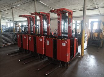 Vychystavaci vozík BT OME100M - 2