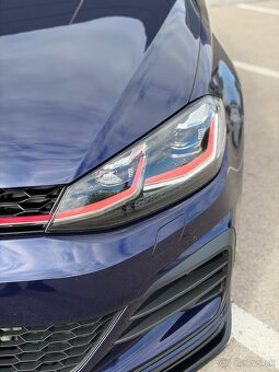 Volkswagen Golf GTI Performance 7.5 - 2