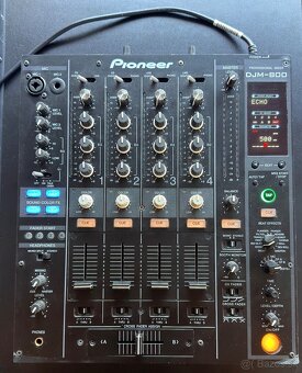 Pioneer DJM 800 - 2