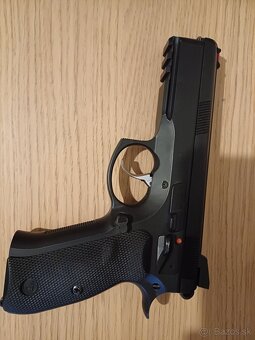 Predám pištoľ CZ SP 01 shadow - 2