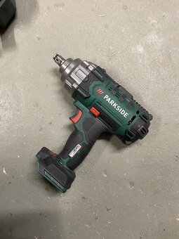 Parkside uťahovák - 2