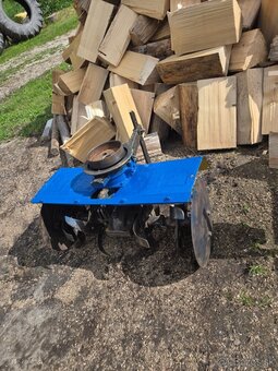 Predam zachovalý rotavator - 2