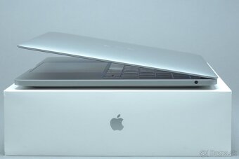 ZÁRUKA/Macbook Pro 13.3"/I5 2.3GHZ/8GB RAM/128GB SSD/CZ - 2