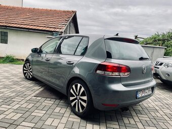 Volkswagen Golf 2.0 TDI 4-Motion - 2