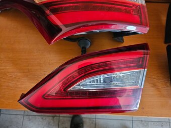 Zadne led svetla - 2