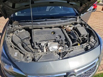 Opel Astra K 147 kW automat - 2