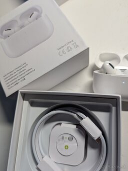 Airpods pro 2 + FREE - 2