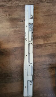 Vešiak TJUSIG - 2