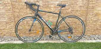 Predám cestný bicykel Dema Leony 1.0 2017 - 2