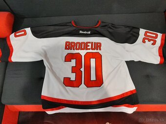 NewJerseyDevilsDres - 2