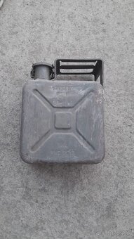 Kanister na benzin - 2