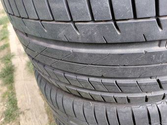 3ks letne Petlas 255/35R19 - 2
