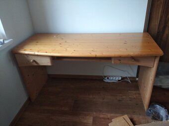 Drevený stôl - 2